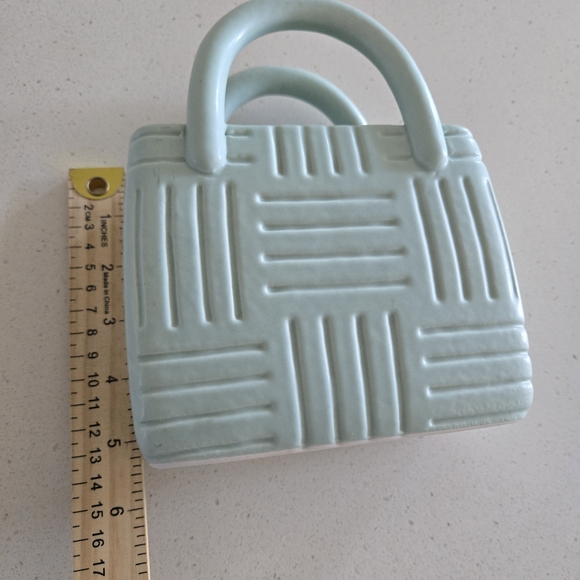 Elegant Light Blue Ceramic Vase - Picture 3 of 10